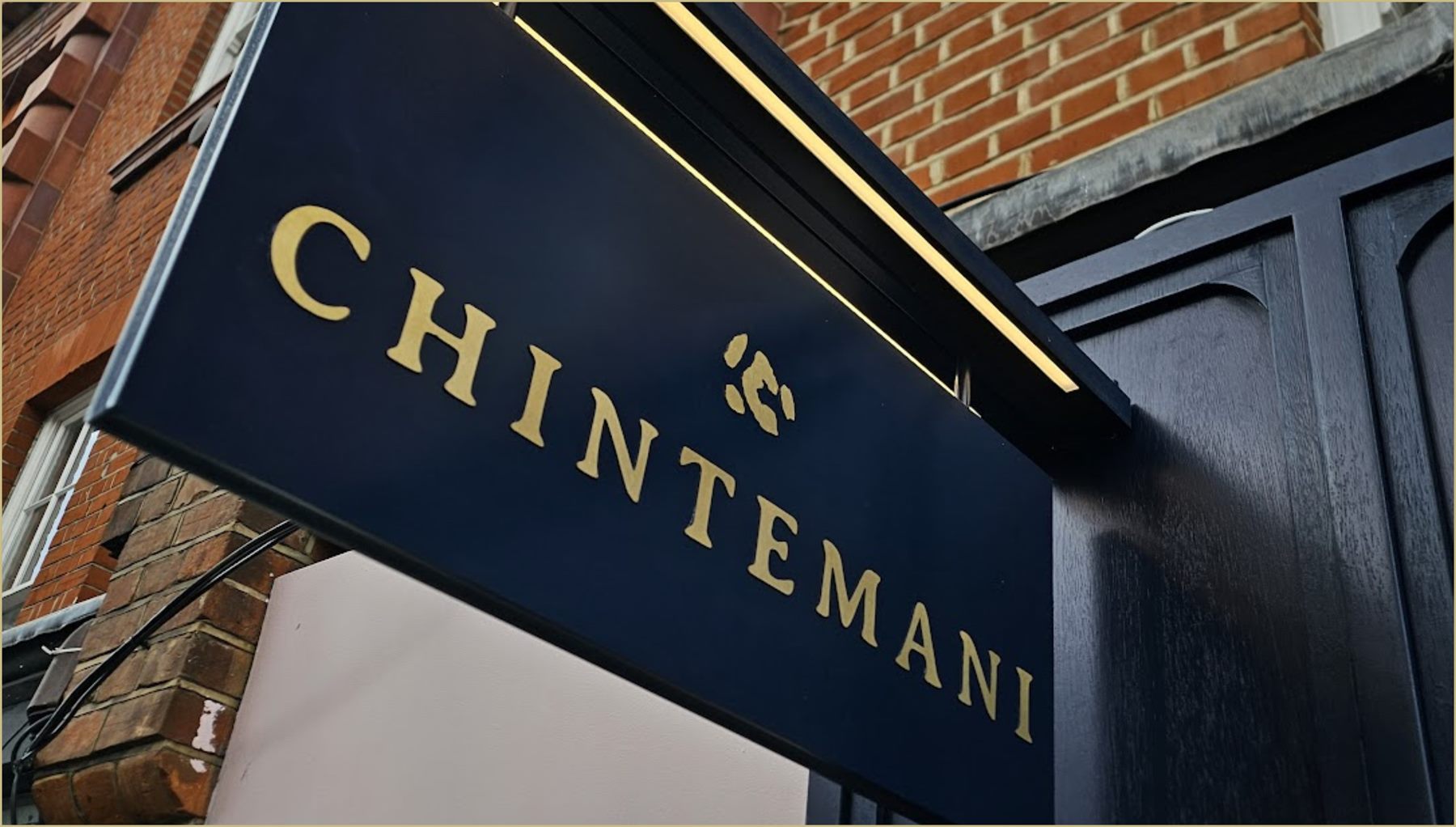 Projection sign and outdoor display signage